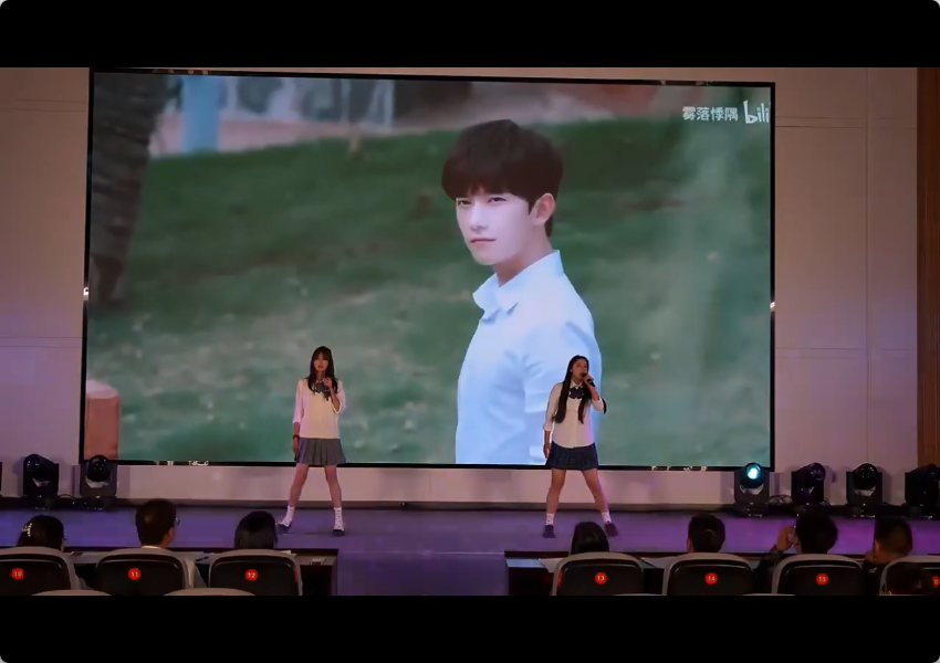 伟德国际英国首届校园歌手大赛节目精选