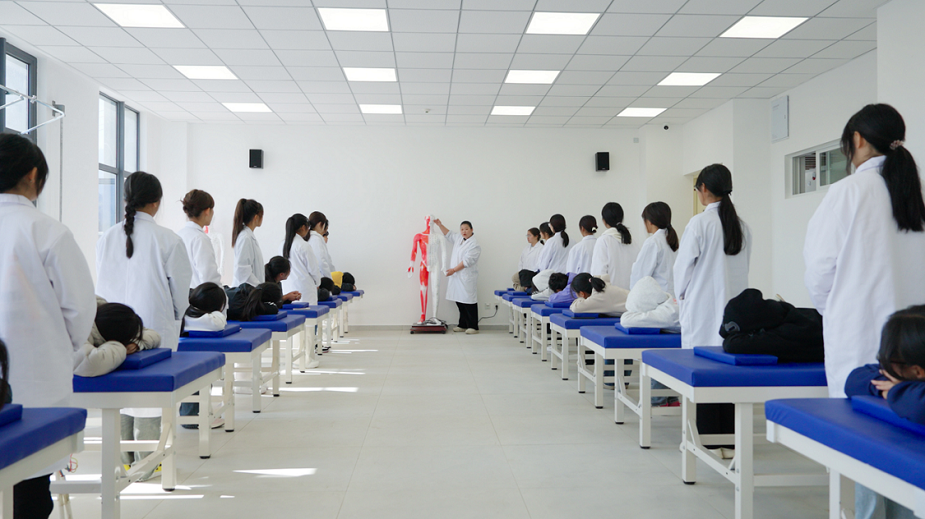 喜报！伟德官网教师在第二届云南省高校青年教师教学竞赛中斩获一等奖和三等奖